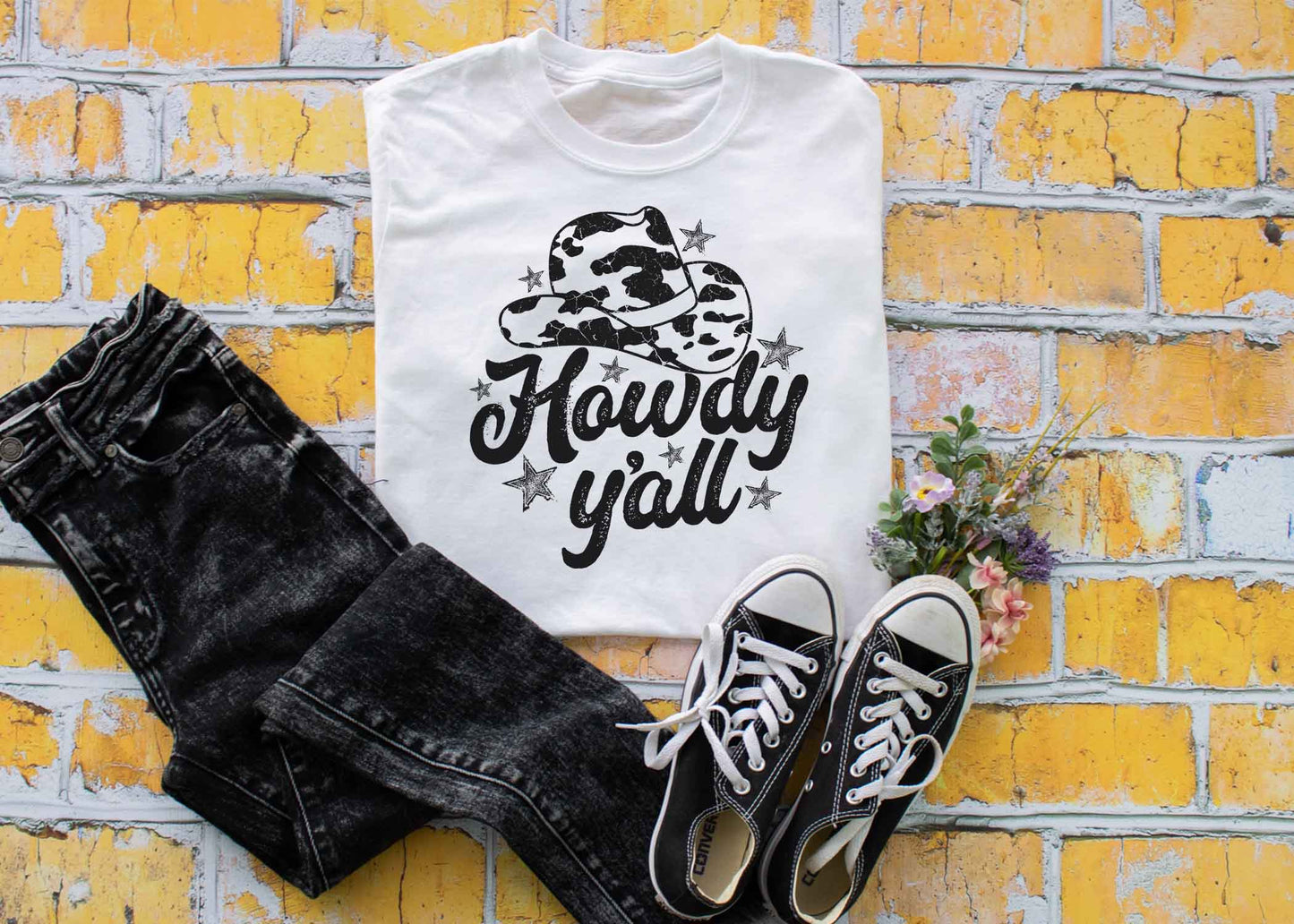 Howdy Y'all Tee