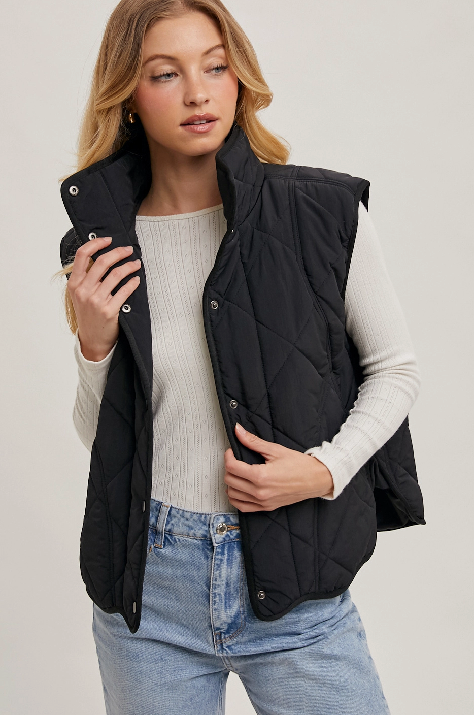Reeves Livestock Button Down Quilted Puffer Vest with Pockets